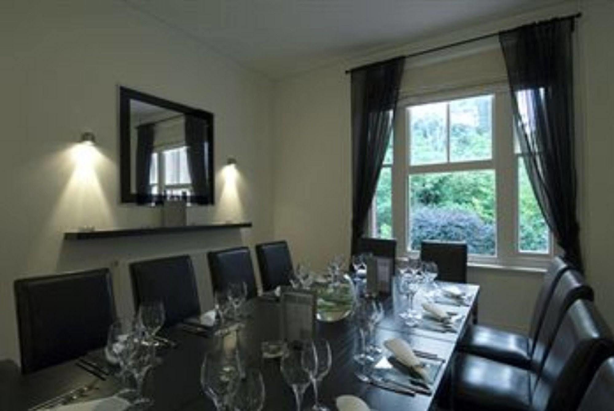 Tunbridge Wells Retreat Ξενοδοχείο Εστιατόριο φωτογραφία